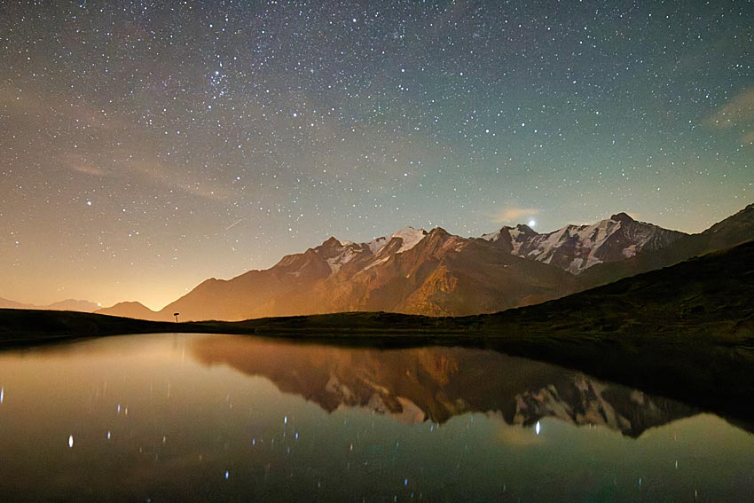 Airglow sur le lac de Rosellette et le Mont-Blanc - Photo nightscape