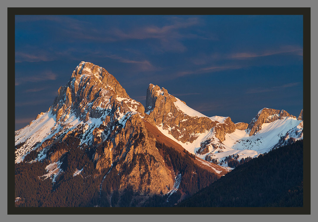 Les plus belles photos de la Dent d'Oche par le photographe Christophe Bourreau