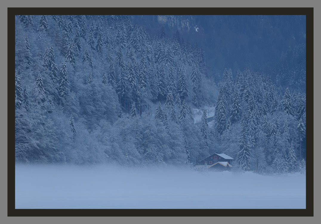 Lac de Montriond en hiver, les plus belles photos du photographes Christophe Bourreau