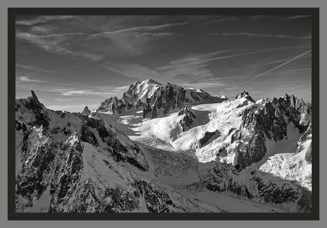 "Mer de glace et Dent du Géant" - Les plus belles photos du Mont-blanc par le photographe Christophe Bourreau