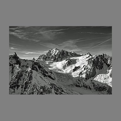Mer de glace et dent du Géant  Massif du Mont-Blanc - Les plus belles photo du Mont-blanc par le photographe Christophe Bourreau