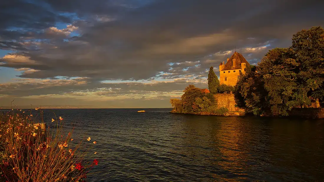 Yvoire, cité médiévale au bord du lac Léman